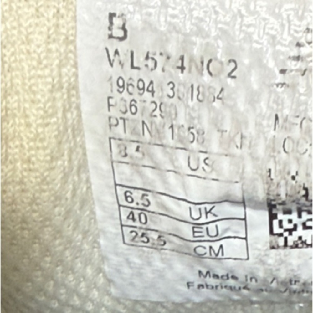 New Balance Women's Athletic Sneakers in Light Beige and Cream - Picture 6 of 6